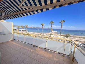 Appartement moderne 2 pièces avec clim, parking à Cavalaire - FR-1-226B-164