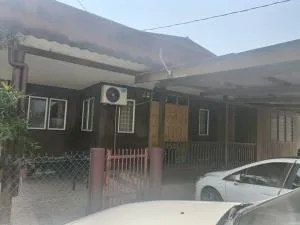 RS HOMESTAY DUNGUN - Kampong Nibong