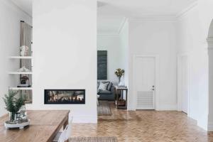 Villa Rose - Stylish Classic Home Close to City Center