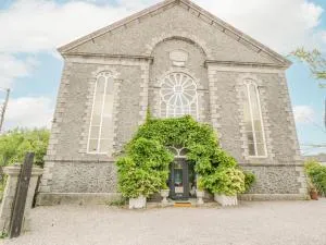 Capel Mawr - Cwm-y-glo