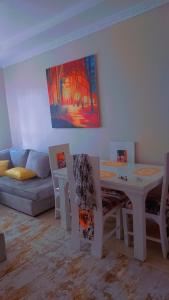 Runda Kathys 2 Bedrooms