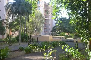 RESIDENCE CYBERVILLAGE THREE ROOMS Apartment - Bagatelle