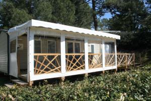 Campings Le Domaine des Pins : photos des chambres