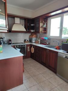 A cozy whole house near the airport and the beach