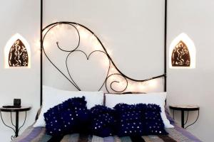 Grande maison de charme avec piscine au coeur des vergers et vignobles