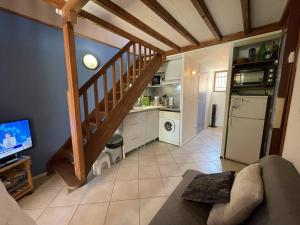 Villa 2 Pièces Mezzanine Climatisée avec Terrasse Privée - 6 Couchages - Saint Cyprien Plage - FR-1-106-36