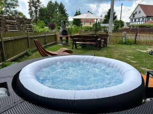 Fewo Frushi mit Sauna & saisonalem Whirlpool im Zittauer Gebirge