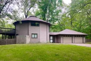 The Tulip Tree House - Michiana Shores