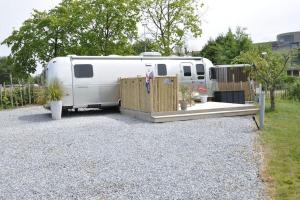 Airstream Retro USA caravan