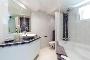 Villas Maison Saint-Blaise Rampieux : photos des chambres