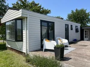 Chalet S1 in Workum bij strand en IJsselmeer - 欣德洛彭
