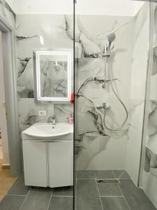 Family Apartments Himara