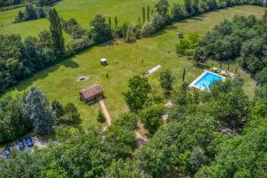 Campings Domaine de la Fontaine de Biron : photos des chambres