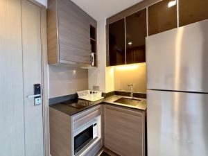 1BR Luxury Condo 50m to Thonglor BTS station