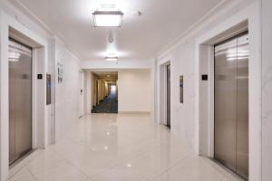 MIAMI Collins Beach Apartments