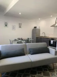 Appartement cœur de village Numéro2 - 巴日