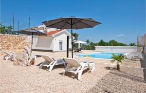 Amazing Home In Zmijavci