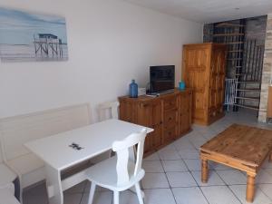 Maisons de vacances Maison T2 Renecros : photos des chambres