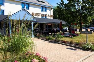 Hotels KYRIAD ROUEN NORD - Mont Saint Aignan : photos des chambres