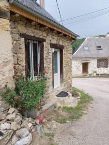 Maisons de vacances LOU PICOU, Gite montagne habitat typique, 3 pers : photos des chambres