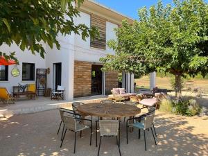 Villas Contemporary house 5mn away from Aix in the countryside : photos des chambres