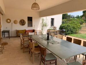 Villas Contemporary house 5mn away from Aix in the countryside : photos des chambres