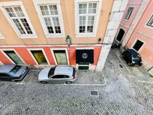 Modern Comfort within Ancient Streets