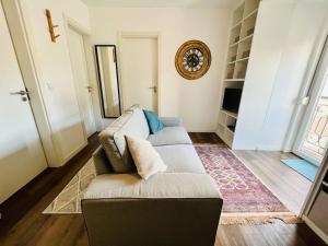 Modern Comfort within Ancient Streets