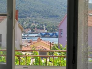 Apartment with 2 terrace