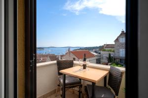 Apartments Three Sisters - ZF Hvar