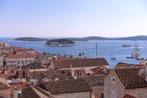 Apartments Three Sisters - ZF Hvar