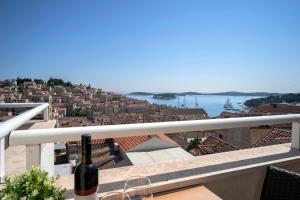 Apartments Three Sisters - ZF Hvar