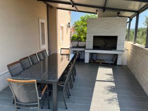 APARTMENTS VILLA PEKY