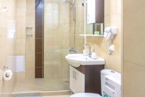 Central location and FREE parking