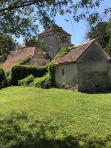 B&B / Chambres d'hotes Chateau de Vesset : Maison 1 Chambre