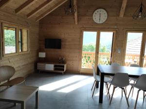 Chalets L'echappee Belle en Montagne - site location-chalet : photos des chambres