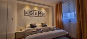 QR Apartment for Family, Couples, and Friends stay in Rijeka