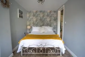 Driftwood by the Sea - Ovingdean