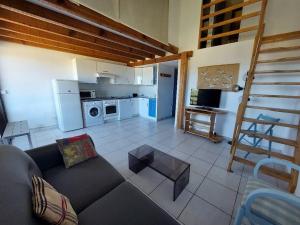 Appartements T3 climatise vue mer piscine tennis : photos des chambres