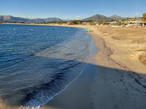 Appartements T3 climatise vue mer piscine tennis : photos des chambres