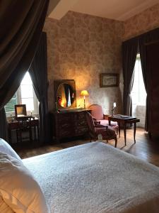 B&B / Chambres d'hotes Chateau de Vesset : photos des chambres