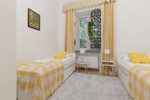 Family Apartment Freta Warsaw Old Town by Renters