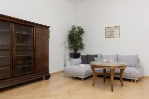 Family Apartment Freta Warsaw Old Town by Noclegi Renters