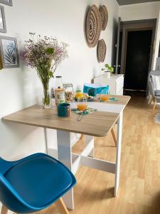 Agréable cocon sous les toits - Parking - WiFi