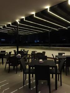 M28 Hotel and Apartments