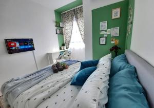 Horizon Suites near KLIA Free Wi-Fi Netflix (green)