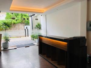 Tropic Inn - Mount Lavinia