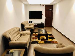 Tropic Inn - Mount Lavinia