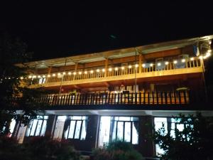 Phòng Superior giường King có ban công (Superior King Room with balcony)