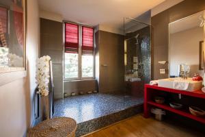 Appartements LA VILLA FLEURY - Apparthotel de standing - La Rubis brillance et douceur : photos des chambres